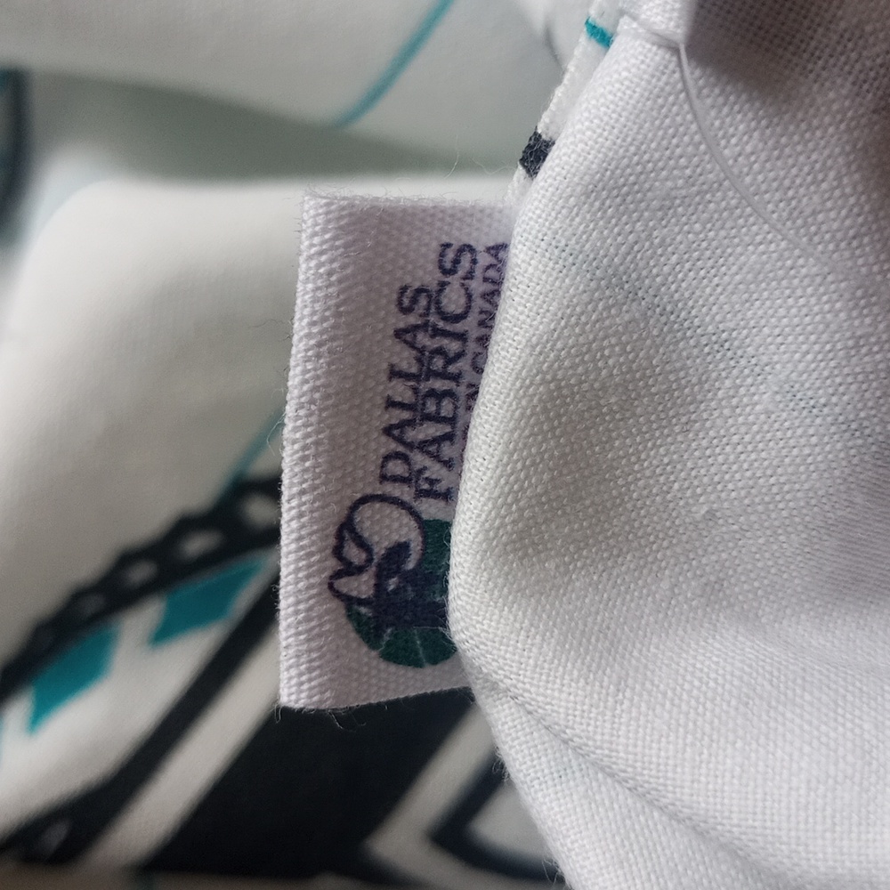 Custom Reworked Vintage  1996 MLB Florida Marlins Bennygonia Shorts - Picture 9 of 10